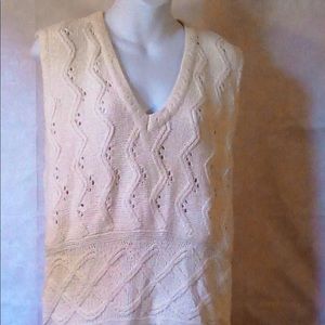 Knit pull-over Vest